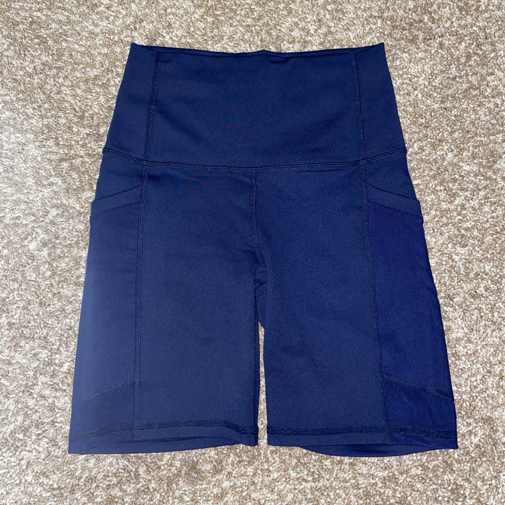 Fabletics 7” Biker Shorts